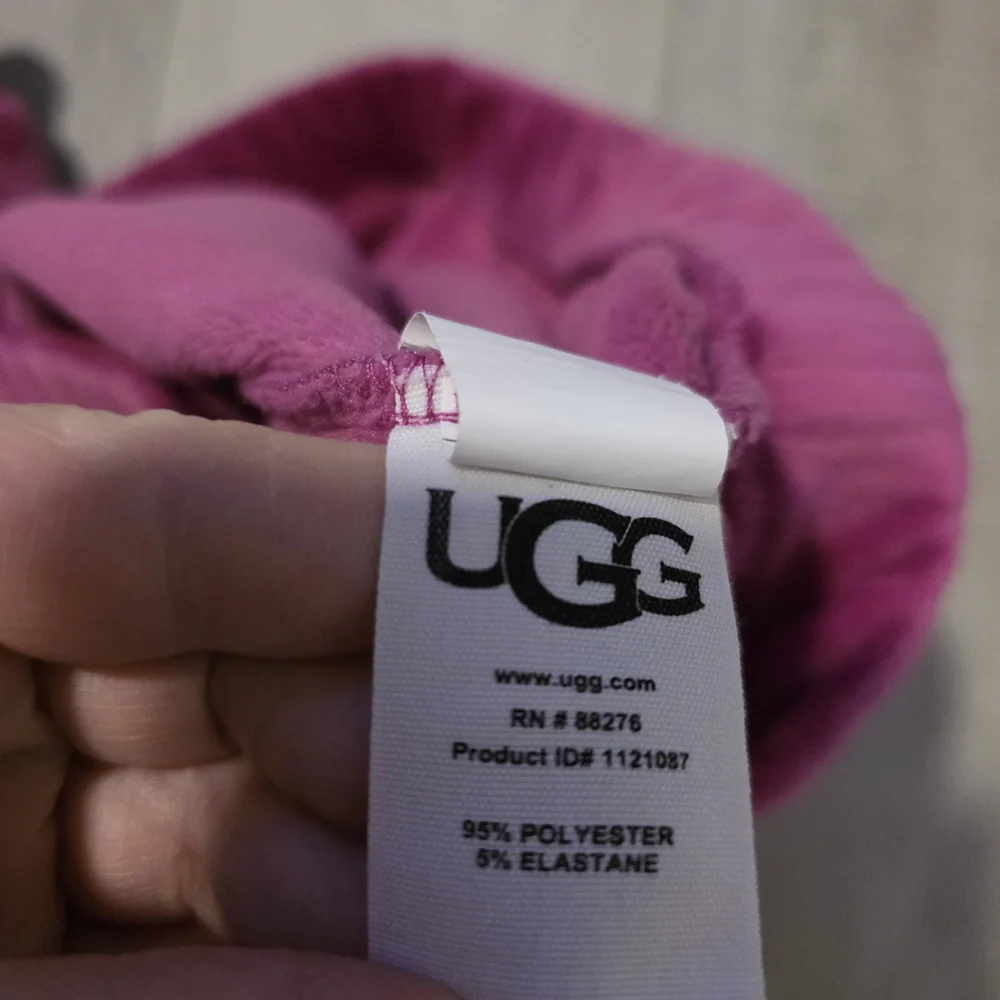 UGG Plush Crewneck Pullover in Deep Magenta Large - Picture 10 of 11